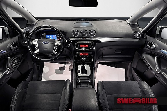 Ford S-MAX 8 of 11