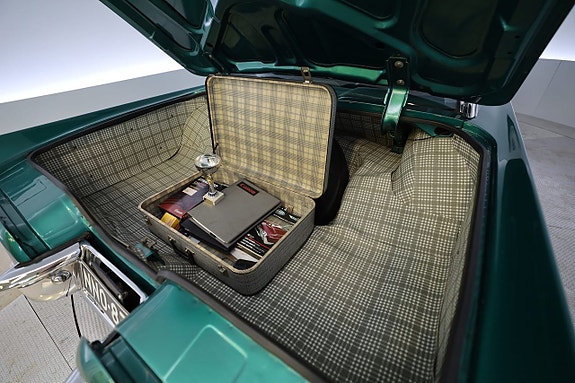Ford Thunderbird 16 of 30