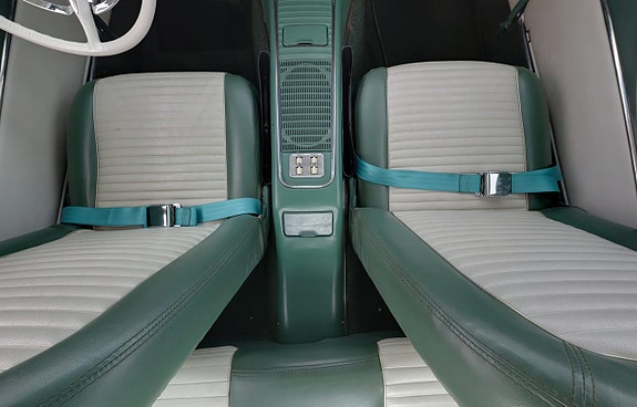 Ford Thunderbird 13 of 30