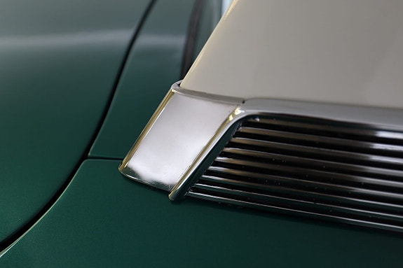 Ford Thunderbird 26 of 30