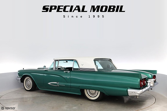 Ford Thunderbird 5 of 5