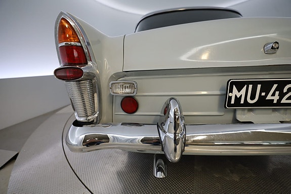 Ford Zephyr 22 of 22