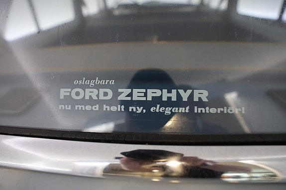 Ford Zephyr 21 of 22