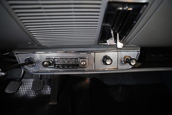 Ford Zephyr 17 of 22