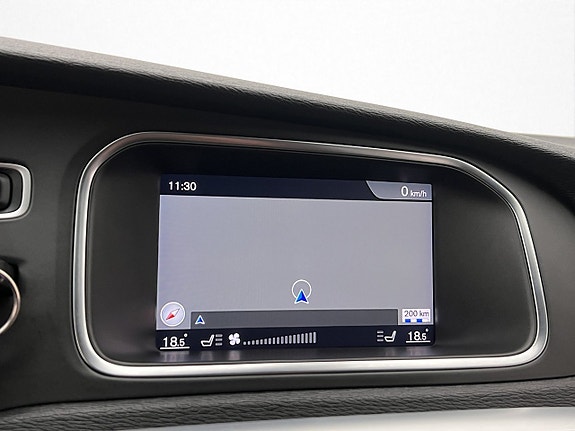 Volvo V40 19 of 30