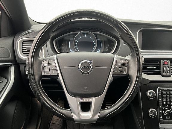Volvo V40 13 of 30