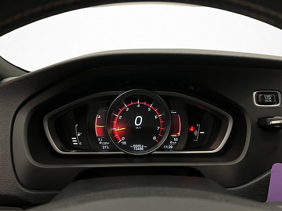 Volvo V40 16 of 30