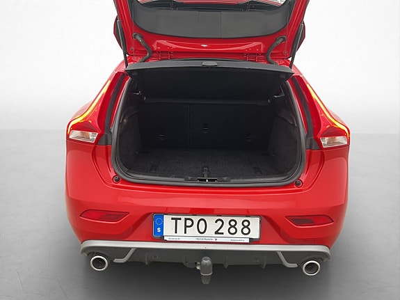 Volvo V40 26 of 30