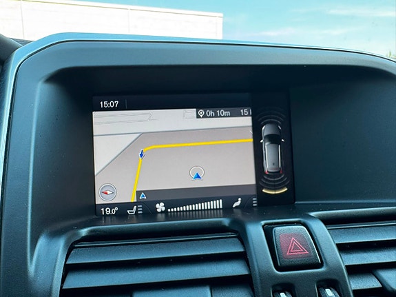 Volvo XC60 16 of 30