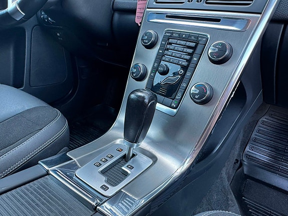 Volvo XC60 29 of 30