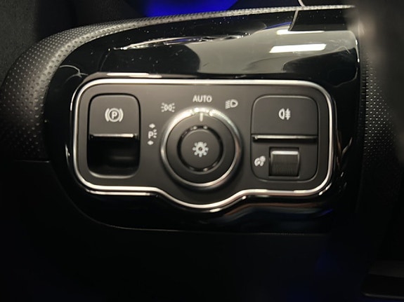 Mercedes-Benz A200 15 of 22