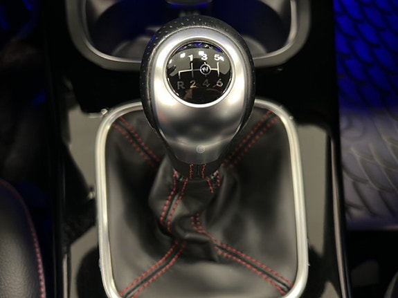 Mercedes-Benz A200 17 of 22
