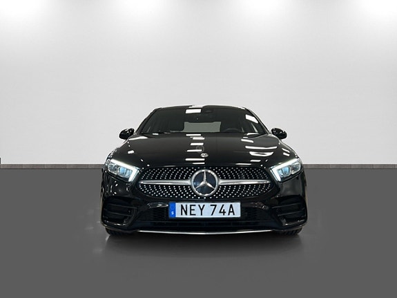 Mercedes-Benz A200 2 of 5