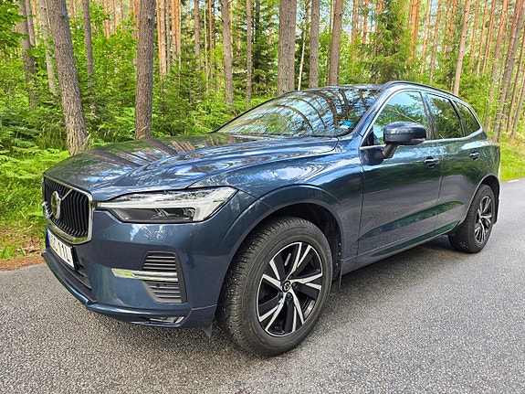 Volvo XC60 2 of 5