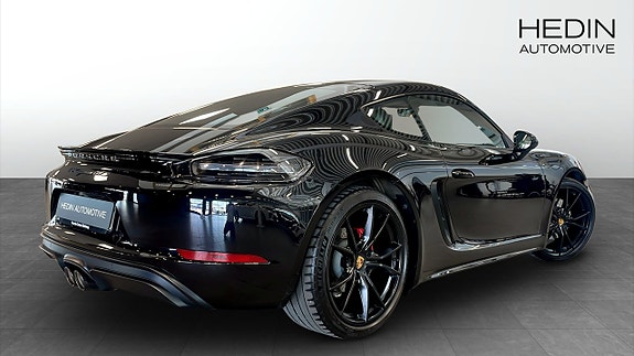 Porsche 718 Cayman GTS 2 of 5