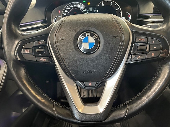 BMW 520 11 of 25