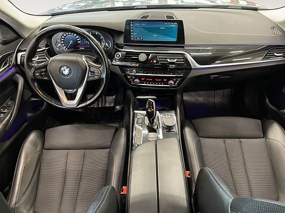BMW 520 9 of 25