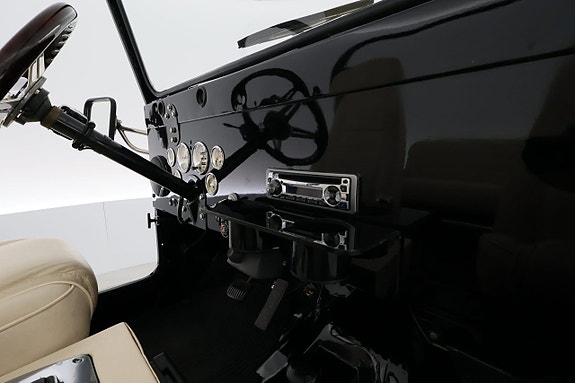Jeep CJ5 15 of 30