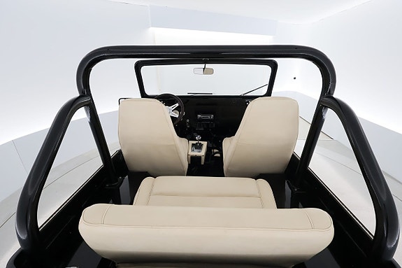 Jeep CJ5 10 of 30
