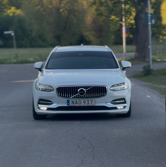 Volvo V90 9 of 12