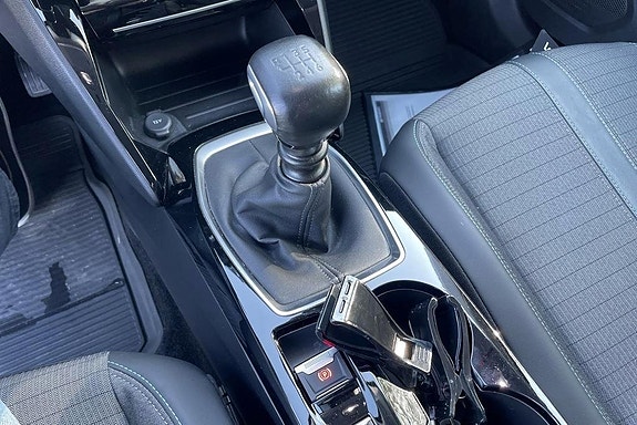 Peugeot 2008 12 of 13