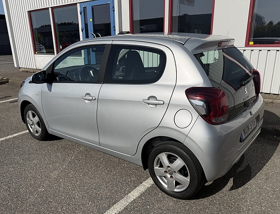 Peugeot 108 4 of 5