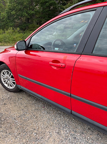 Volvo V50 5 of 5