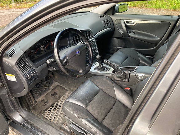 Volvo S60 3 of 7