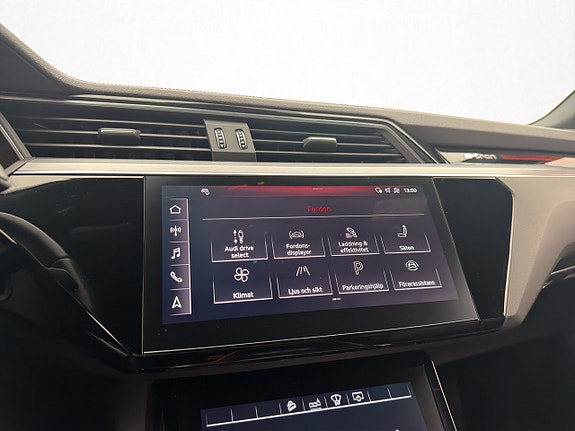 Audi e-tron 27 of 30