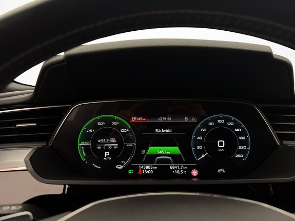 Audi e-tron 21 of 30