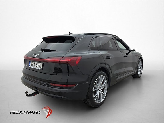 Audi e-tron 9 of 30