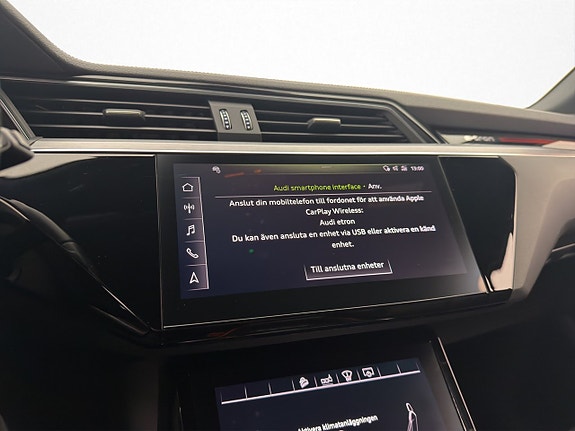 Audi e-tron 26 of 30