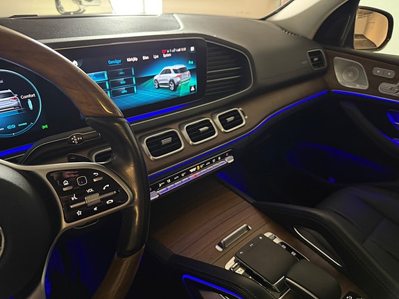 Mercedes-Benz GLE450 4 of 7