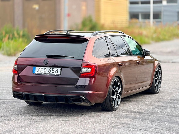 Skoda Octavia 4 of 10