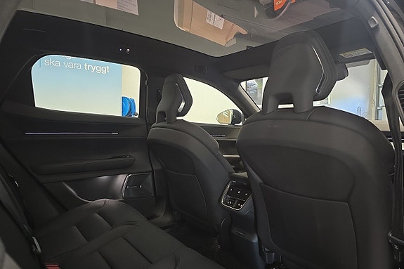 Polestar 3 11 of 23