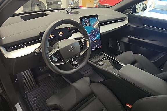 Polestar 3 8 of 23