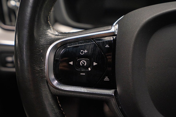 Volvo XC60 22 of 26