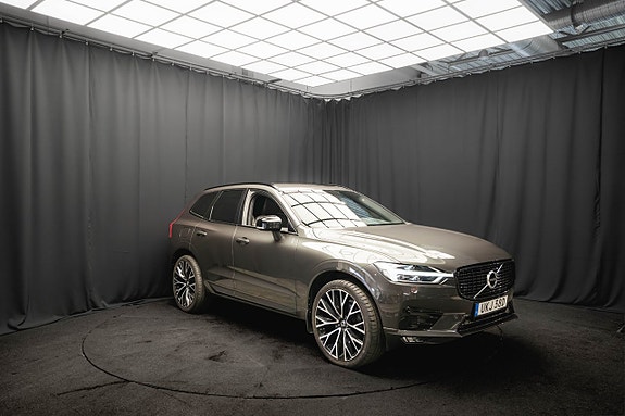 Volvo XC60 4 of 26