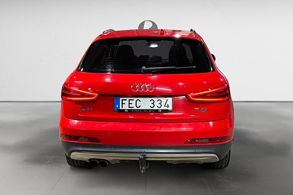 Audi Q3 6 of 17