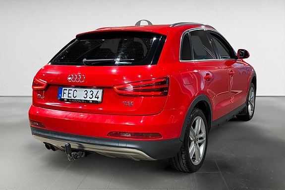 Audi Q3 7 of 17