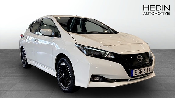 Nissan Leaf 3 of 5