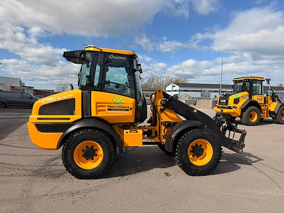JCB 409 Nordic snabbgående med redskap 5 of 12