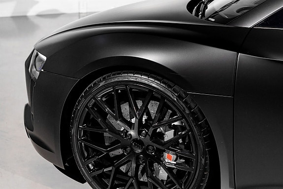 Audi R8 24 of 26