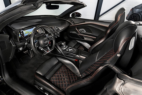 Audi R8 6 of 26