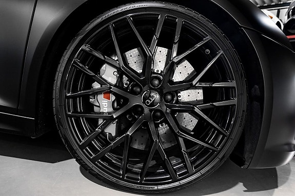 Audi R8 9 of 26