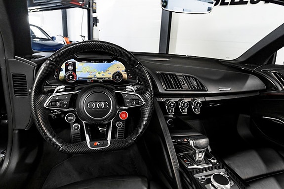 Audi R8 7 of 26