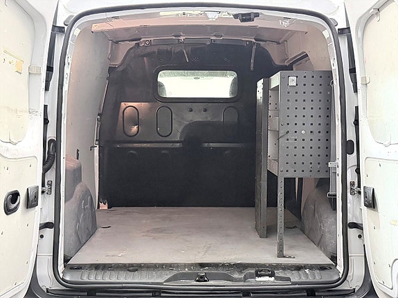 Renault Kangoo Express 12 of 24
