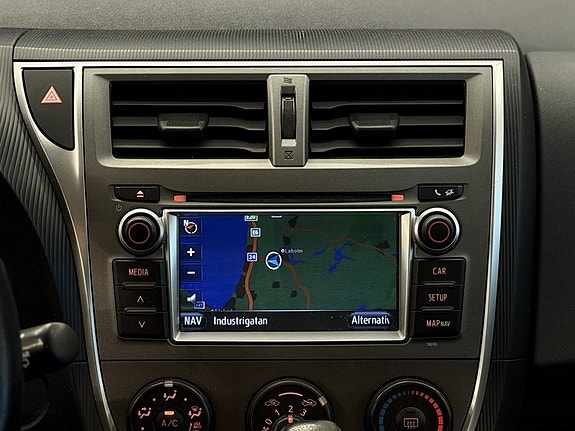 Toyota Verso-S 16 of 18