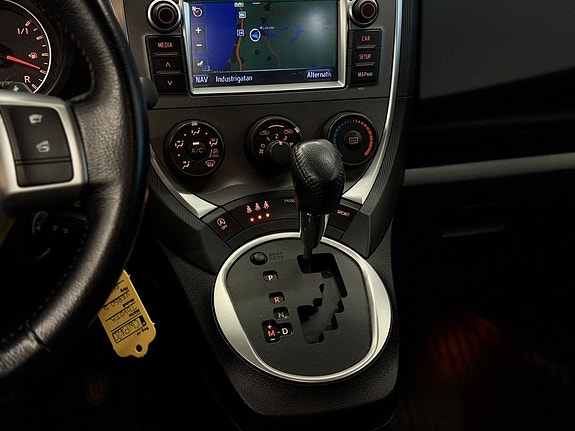 Toyota Verso-S 17 of 18