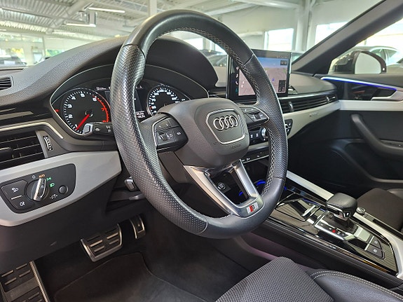Audi A4 12 of 19